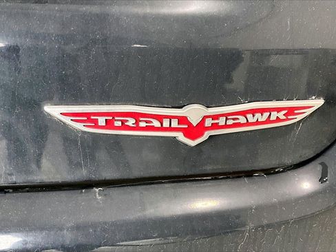 Used 2018 Jeep Compass Trailhawk image 9