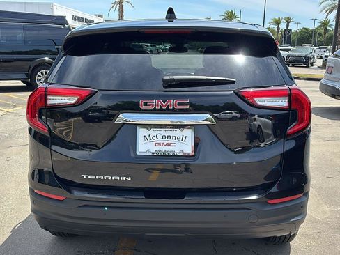 Used 2023 GMC Terrain SLE FWD image 6