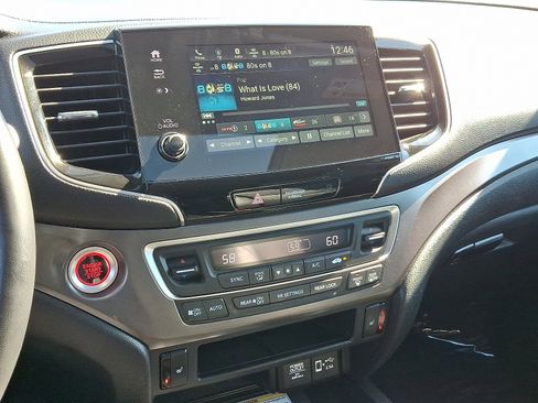 Used 2022 Honda Pilot Special Edition image 19