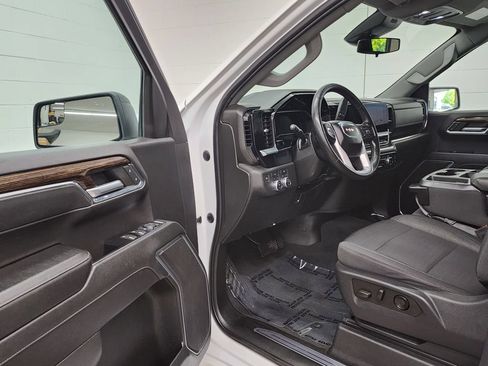 Used 2023 GMC Sierra 1500 Elevation AWD/4WD image 11