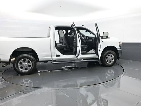 Used 2024 RAM 2500 Big Horn image 26