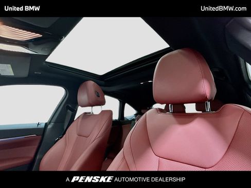 Used 2023 BMW i4 eDrive40 w/ Premium Package RWD image 12