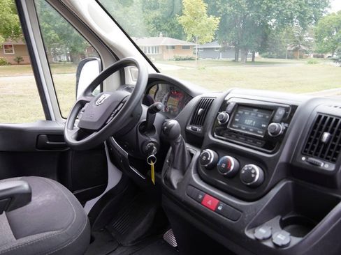 Used 2018 RAM ProMaster 2500 FWD image 17