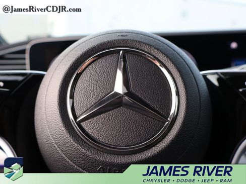 Used 2025 Mercedes-Benz GLE 350 4MATIC image 29
