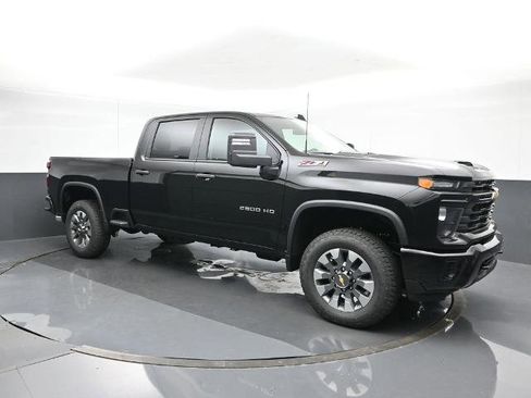 New 2025 Chevrolet Silverado 2500 Custom w/ Custom Value Package image 7