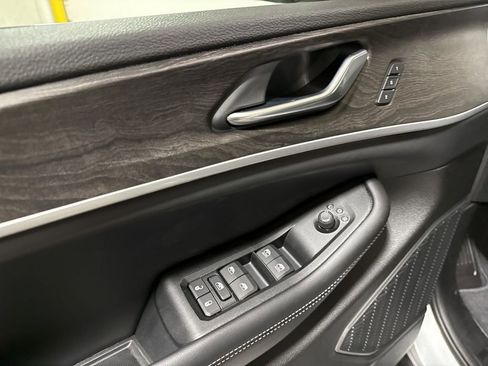 New 2026 Jeep Grand Cherokee L Limited AWD/4WD image 22