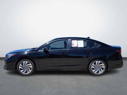 Used 2025 Subaru Legacy Limited image 2