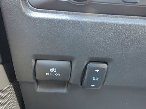 Used 2024 Ford F350 Lariat w/ Tremor Off-Road Package AWD/4WD image 30