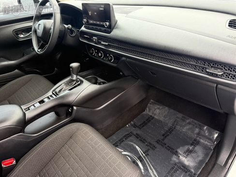 Used 2023 Honda HR-V LX image 29