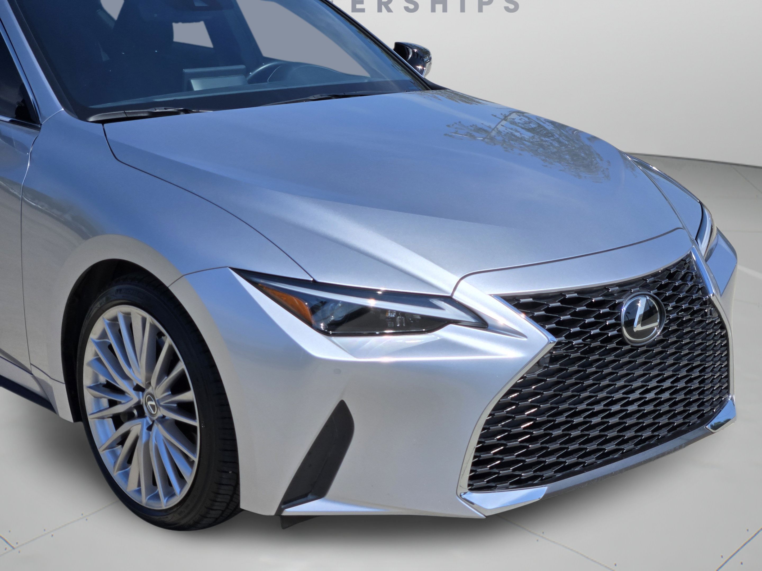 Used 2023 Lexus IS 300 w/ Premium Package RWD image 31