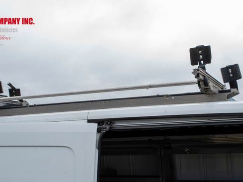 Used 2016 Ford Transit 250 130 Medium Roof image 18