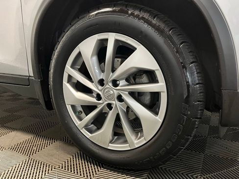 Used 2015 Nissan Rogue SL w/ SL Premium Package AWD/4WD image 3