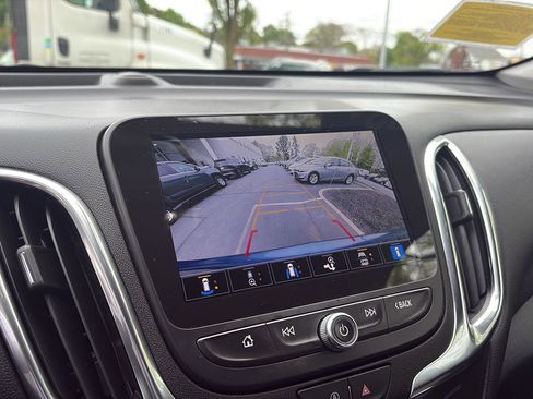 Certified 2024 Chevrolet Equinox LT AWD/4WD image 29