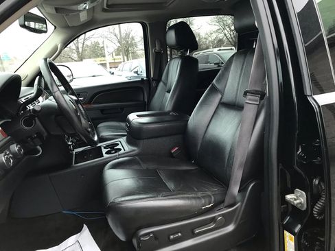 Used 2013 Chevrolet Avalanche LT w/ All-Star Edition image 33