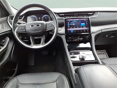 Used 2022 Jeep Grand Cherokee L Limited image 19