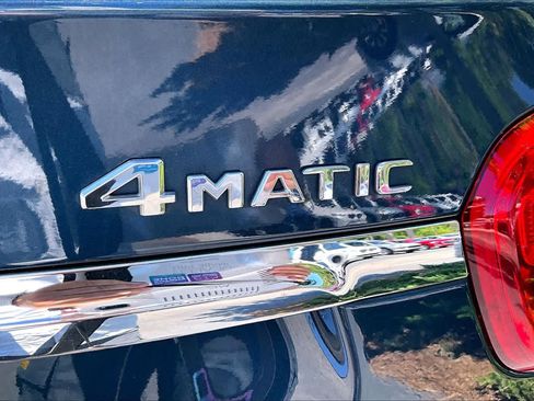 Certified 2019 Mercedes-Benz GLA 250 4MATIC image 10
