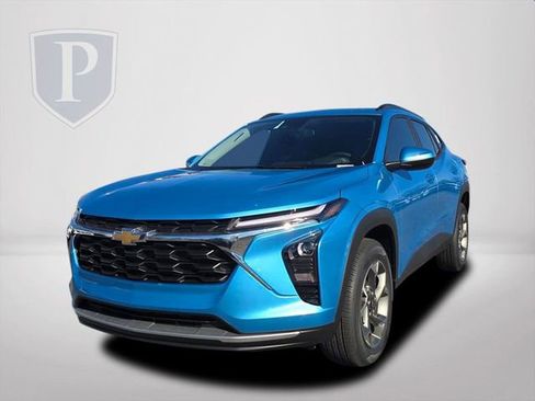 New 2026 Chevrolet Trax LT w/ Driver Confidence Package image 10