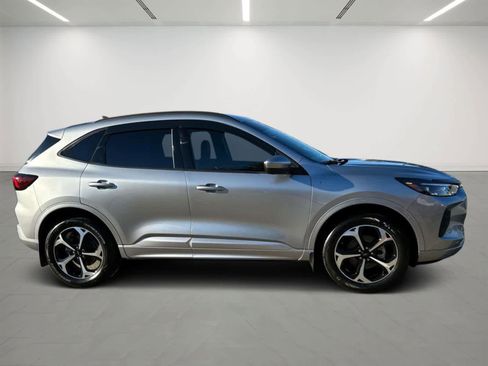 Used 2024 Ford Escape ST-Line Elite image 5