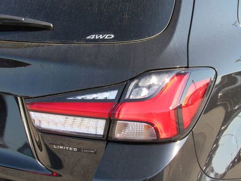New 2026 Mitsubishi Outlander Sport LE AWD/4WD image 12