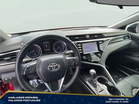 Used 2018 Toyota Camry SE FWD image 16
