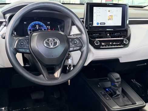 Certified 2026 Toyota Corolla Cross L FWD image 30