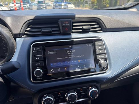 Used 2025 Nissan Versa SV FWD image 20