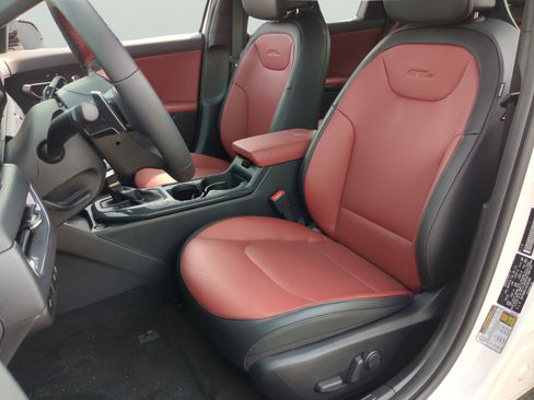 New 2025 Kia K4 GT-Line image 19