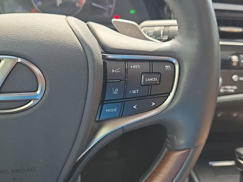 Used 2024 Lexus ES 350 w/ Technology Package FWD image 18