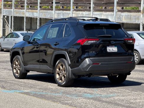 Used 2024 Toyota RAV4 AWD Hybrid image 7