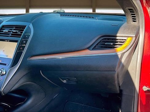 Used 2017 Lincoln MKC Select w/ Select Plus Package image 17