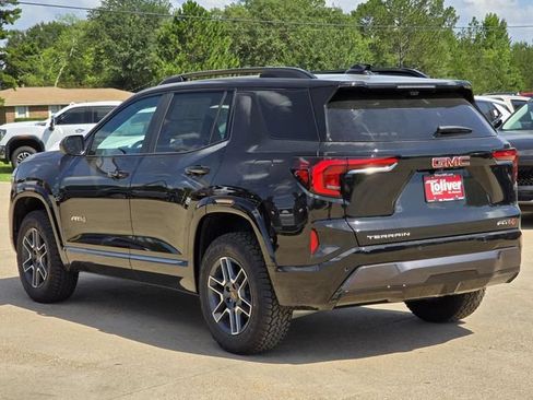 New 2027 GMC Terrain AT4 w/ Convenience Package III AWD/4WD image 3