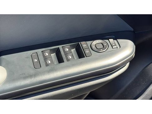 Used 2025 Kia K4 FWD image 13