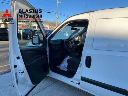 Used 2020 RAM ProMaster City Tradesman w/ Window Group 04 image 12