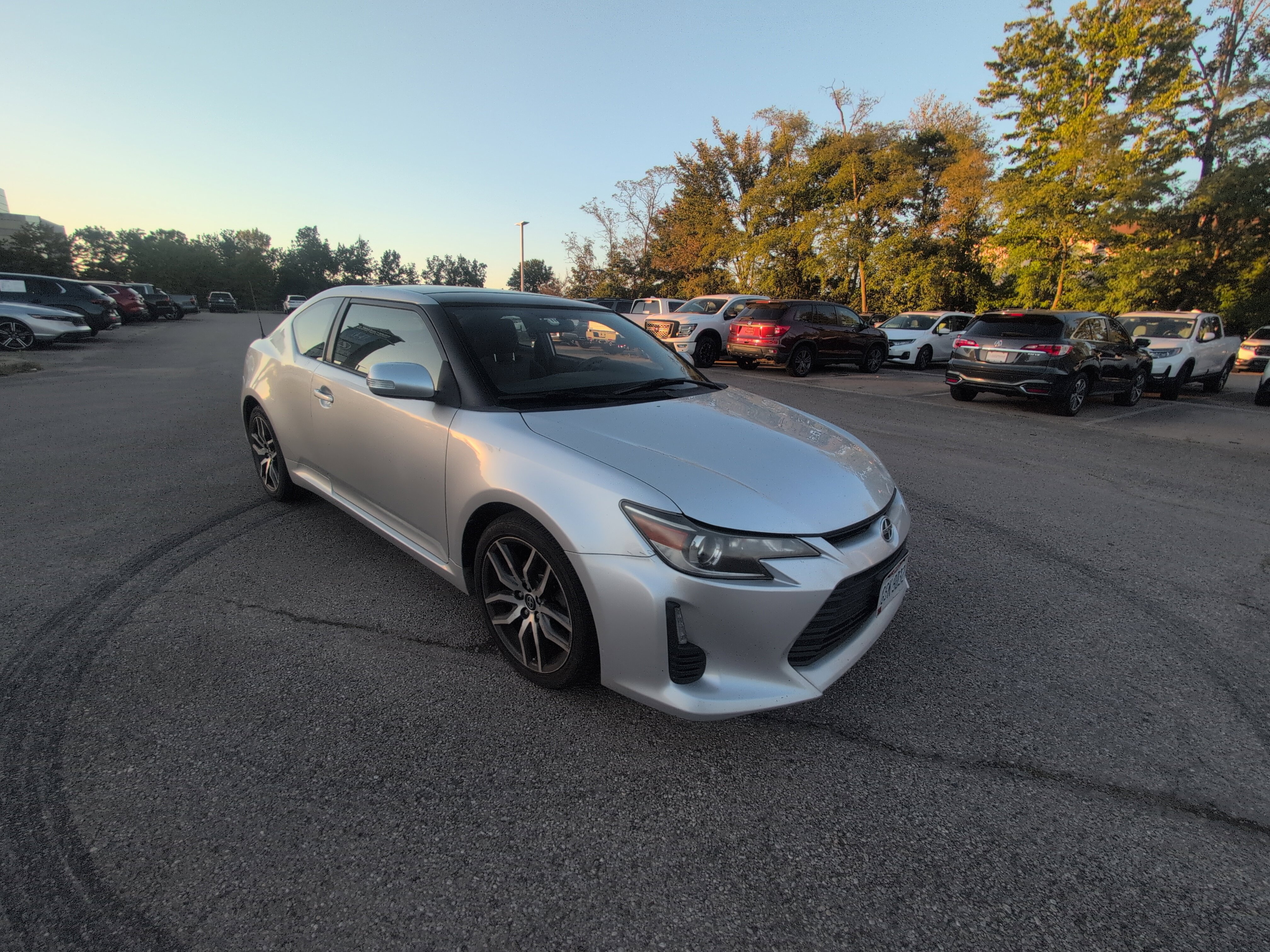 Used 2014 Scion tC FWD image 8