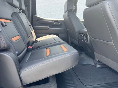 Used 2024 GMC Sierra 1500 AT4 AWD/4WD image 37