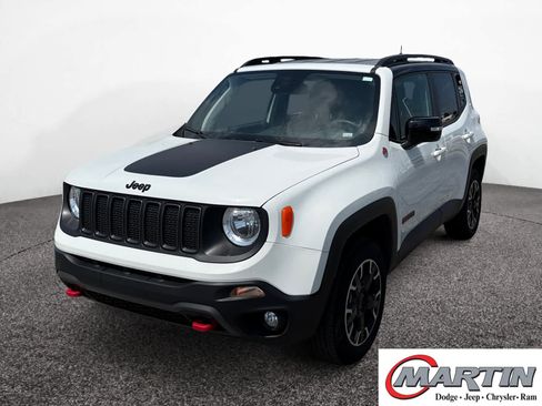 Used 2023 Jeep Renegade Trailhawk AWD/4WD image 1