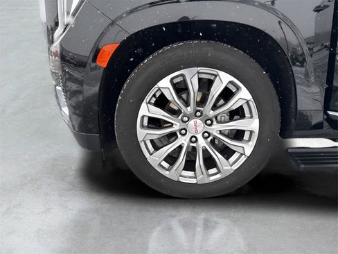 Used 2024 GMC Yukon Denali image 35