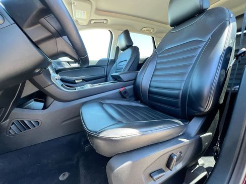 Used 2023 Ford Edge SEL w/ Convenience Package AWD/4WD image 16