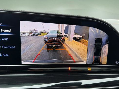 Used 2023 Cadillac Escalade V image 31