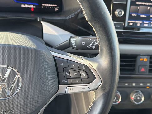 Used 2022 Volkswagen Taos S image 27