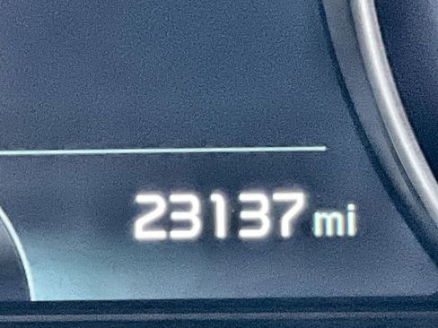 Used 2022 Kia Niro EX w/ Cold Weather Package image 12