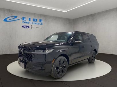 New 2027 Lincoln Navigator L Reserve w/ Jet Appearance Package