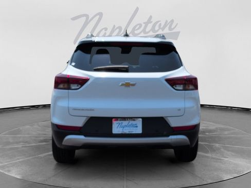 Used 2025 Chevrolet TrailBlazer LT w/ Driver Confidence Package FWD image 7