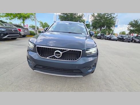 Used 2021 Volvo XC40 T5 Momentum w/ Premium Package AWD/4WD image 49