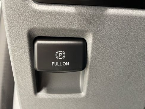 Used 2024 Ford F150 XLT w/ Tow/Haul Package image 30