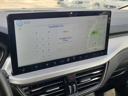 Used 2024 Ford Escape Platinum w/ Premium Technology Package image 16