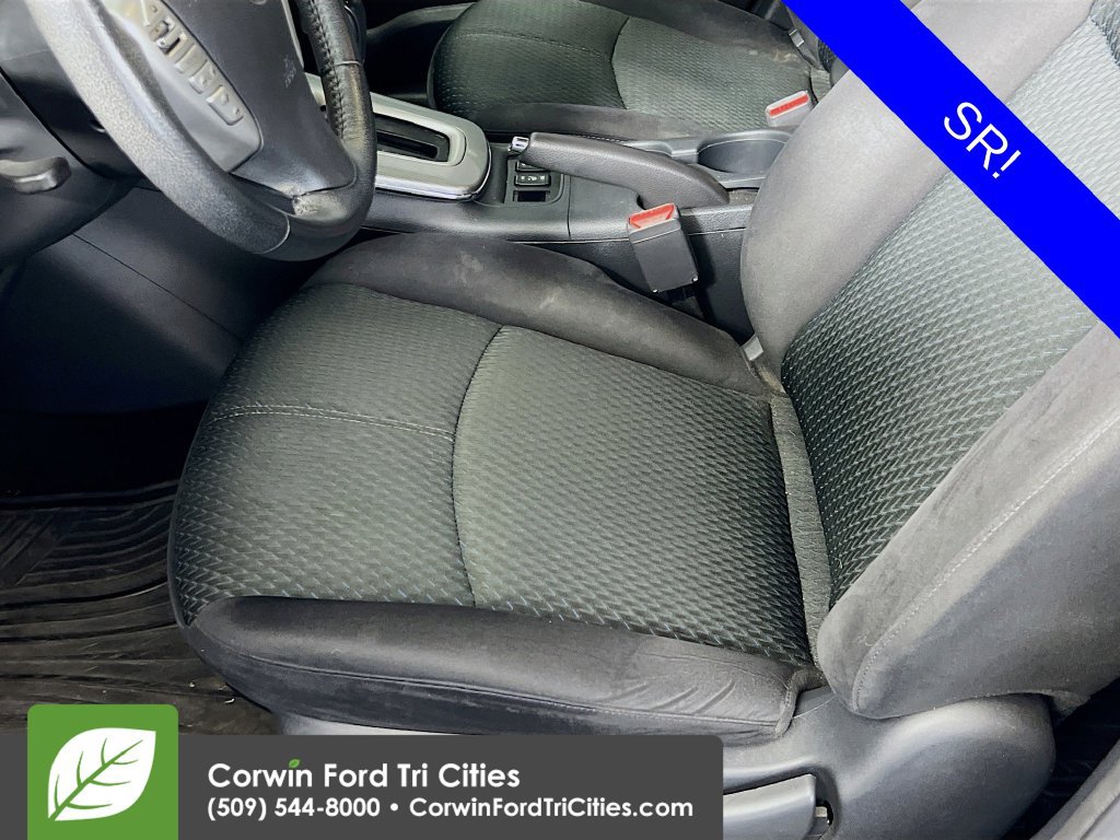Used 2015 Nissan Sentra SR FWD image 22