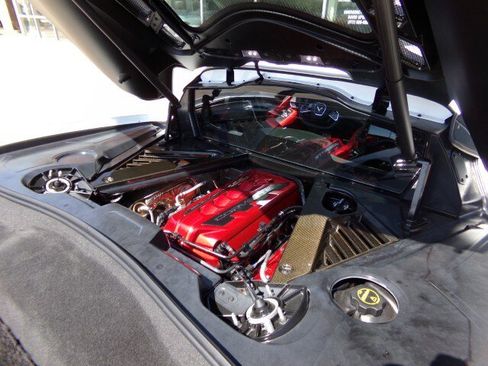 Used 2024 Chevrolet Corvette Stingray Preferred Cpe w/ Z51 Performance Package RWD image 13