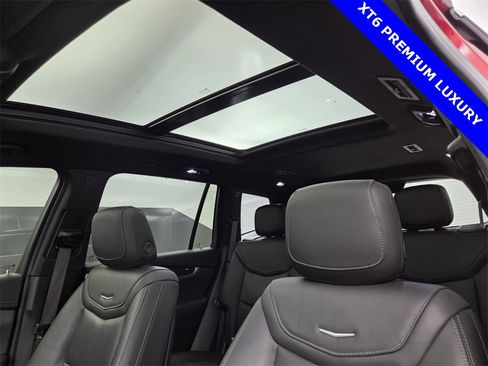 Used 2024 Cadillac XT6 Premium Luxury image 36