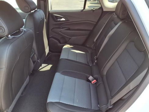 New 2025 Chevrolet Trax LT w/ Driver Confidence Package image 7